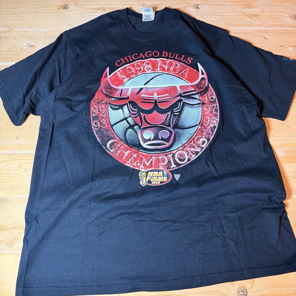 Vintage  Chicago Bulls rare 1998 championship T Shirt‎ Starter XL NEW NBA finals